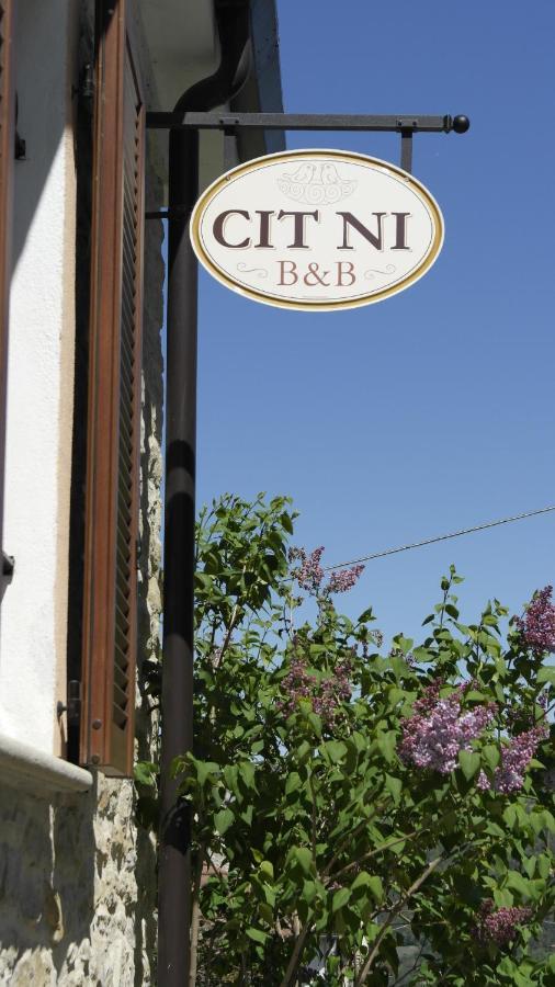 Cit Ni Panzió Bosia Kültér fotó